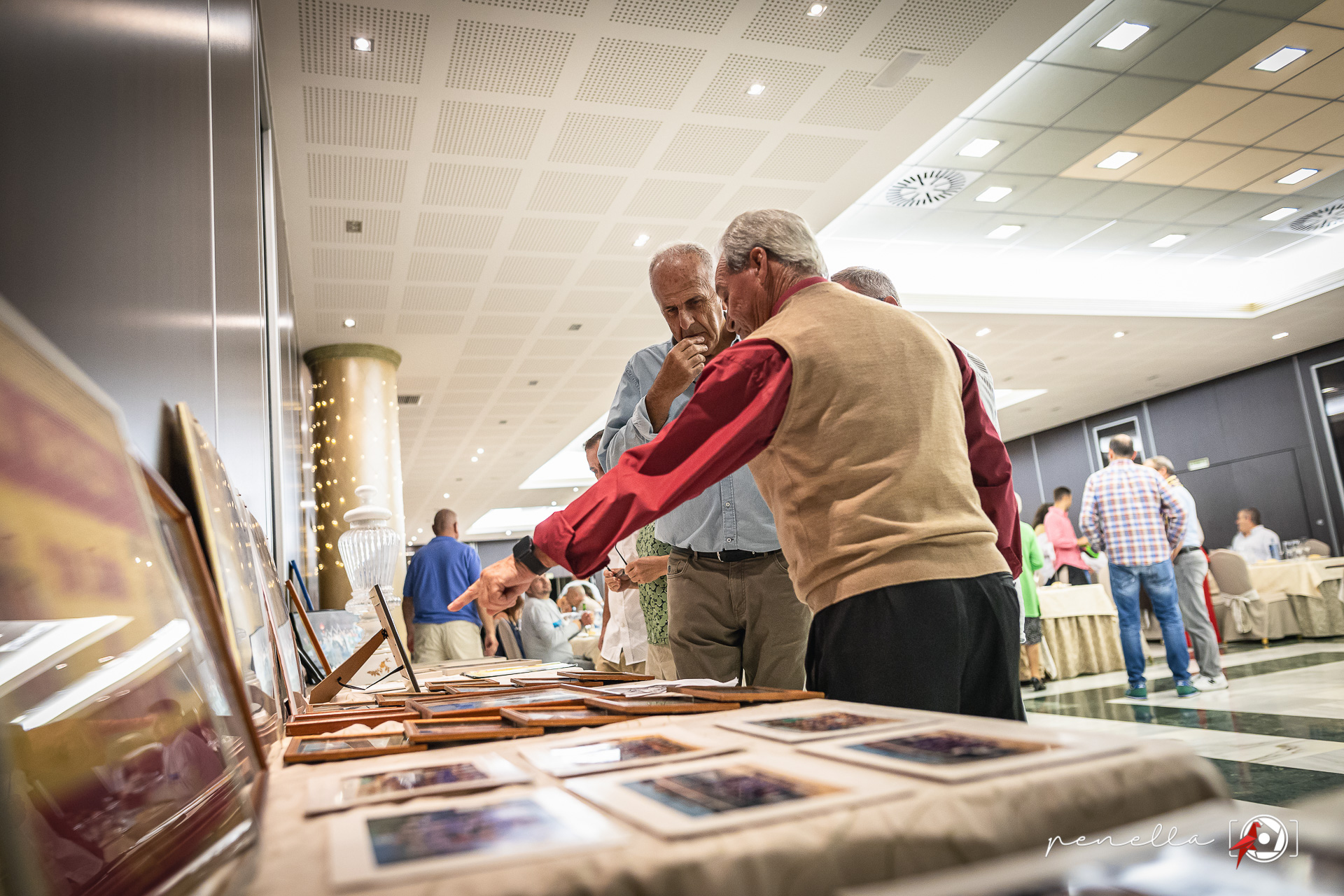 Exposición de fotografías de archivo del Club Deportivo de Soto del Barco