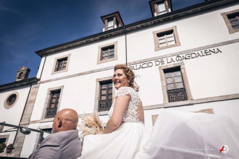 reportaje de boda en el Palacio de la Magdalena con la fotógrafa de Soto del Barco Penella Fotografía